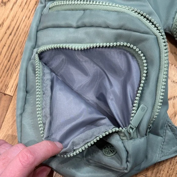 Gaiam Mint Green Crossbody Bag - Picture 6 of 6